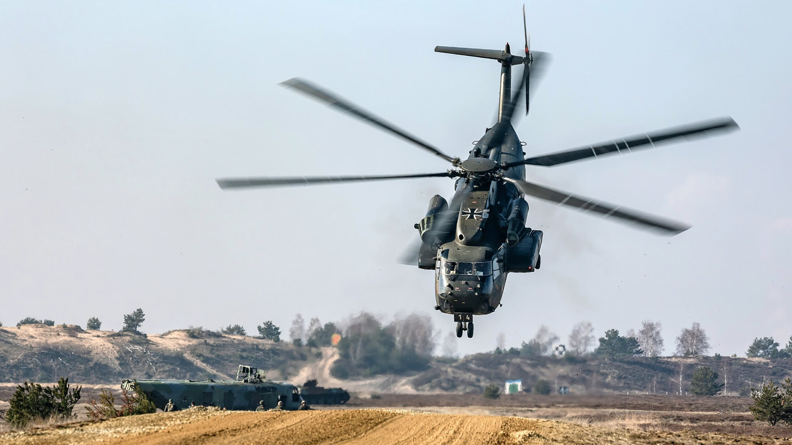 2013年总决赛第六场：热火在詹姆斯的带领下，经历加时逆转雷霆，最终以95-88获得冠军，詹姆斯荣膺FMVP。