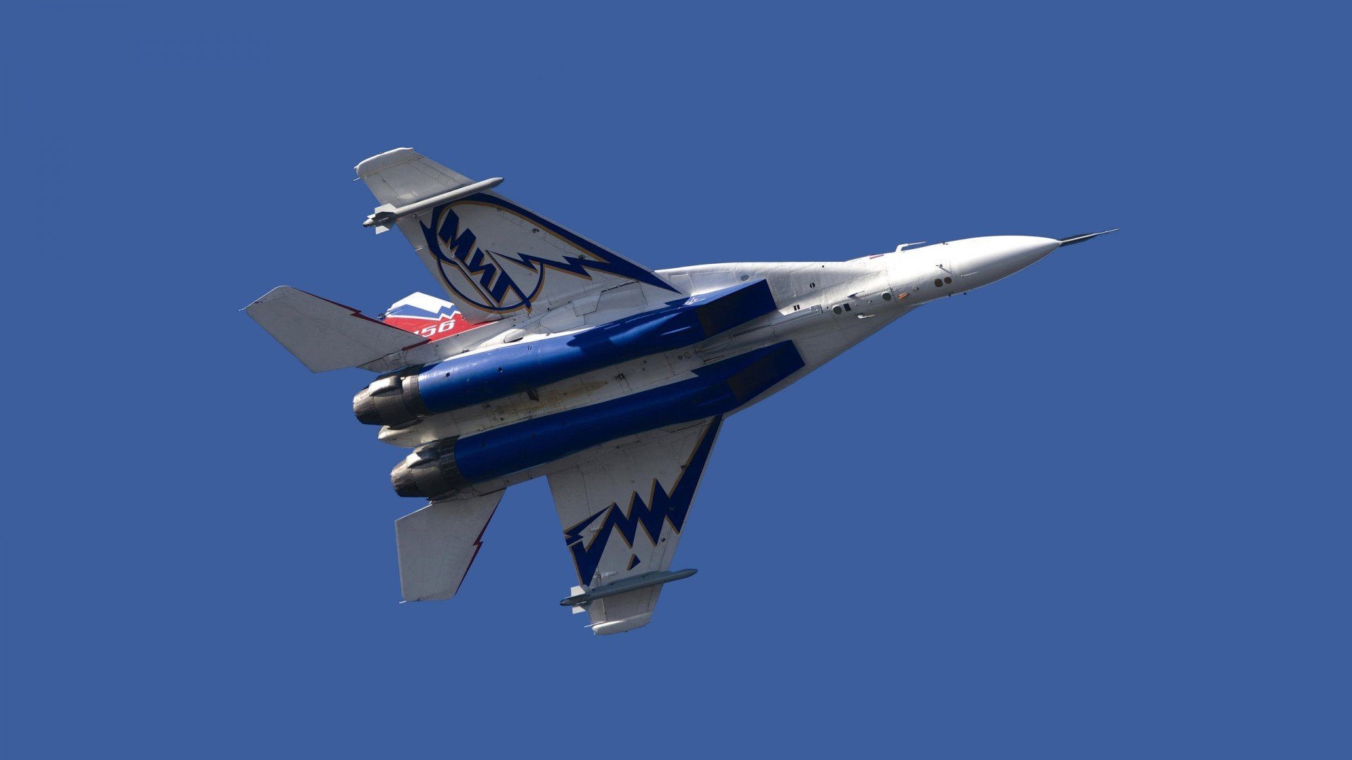 开云体育APP下载-“季后赛资格逐步明朗，焦点战役带你直击现场”