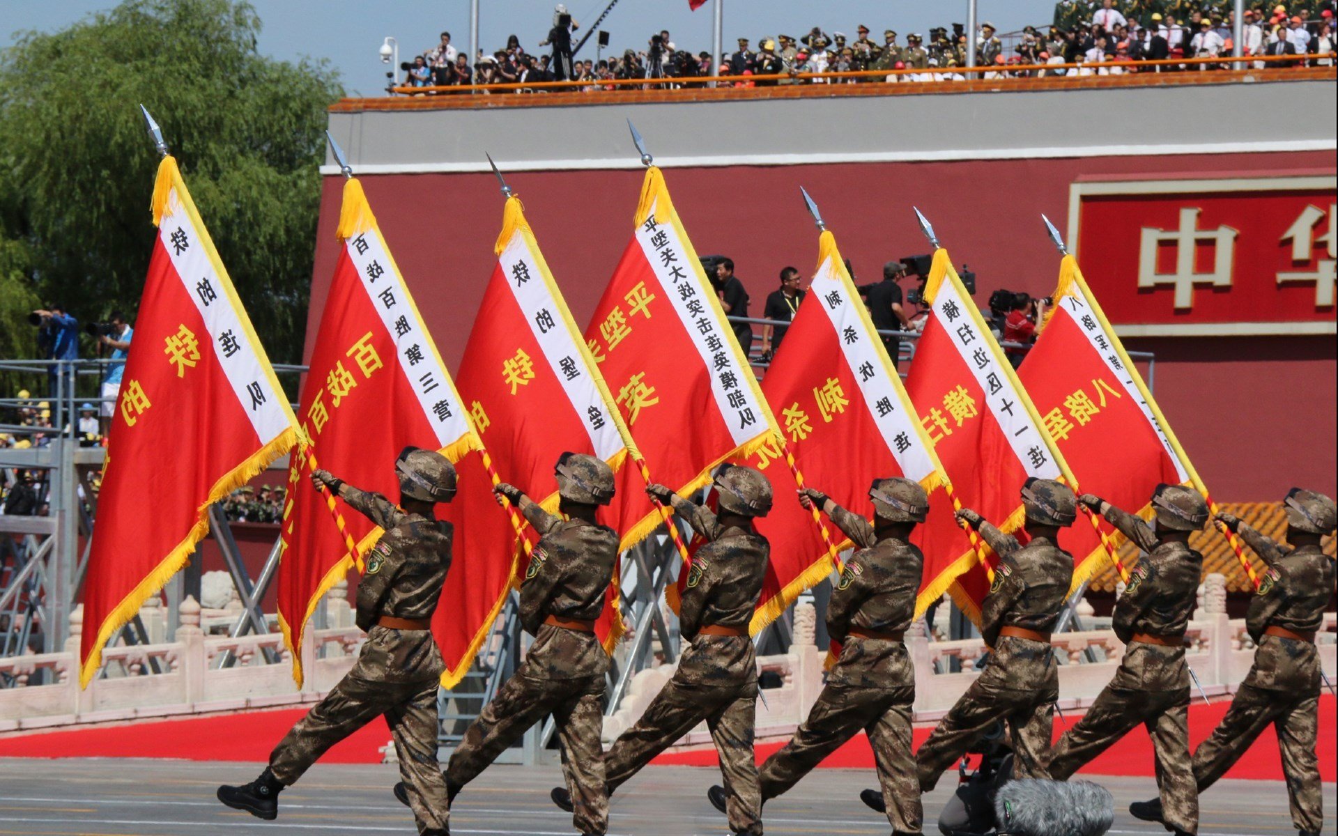 kaiyun 开云体育-《玩家热议：最具人气的英雄或角色是谁？》，游戏人气角色排名