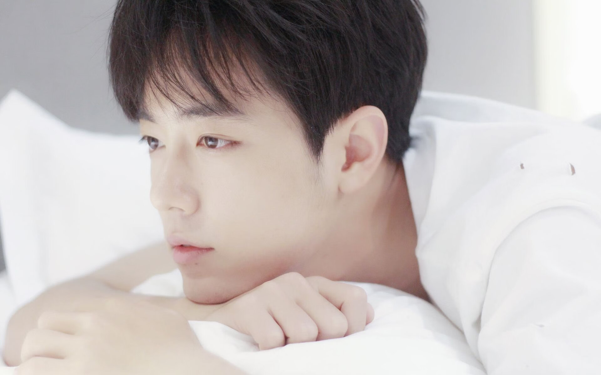 开云下载-法国女足逆转英格兰，欧锦赛中姆巴佩姐姐梅开二度，奥运会法国男足姆巴佩