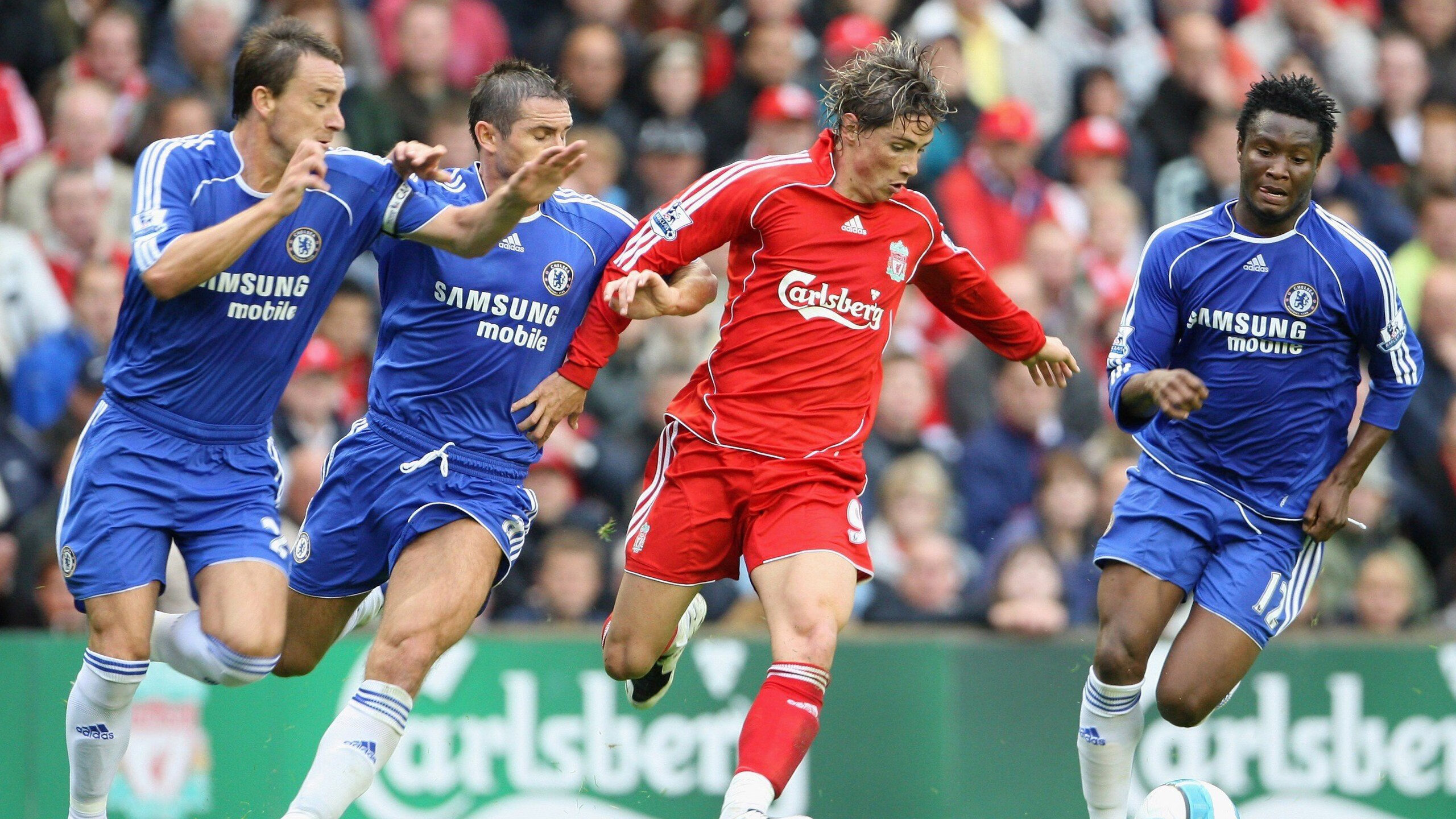 进入极限：运动员挑战自我极限的精彩瞬间，参加极限运动